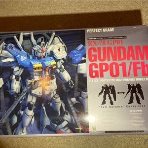 Bandai PG 1/60 RX-78GP GP01/FB Gundam Stardust Memory Mobile Kit